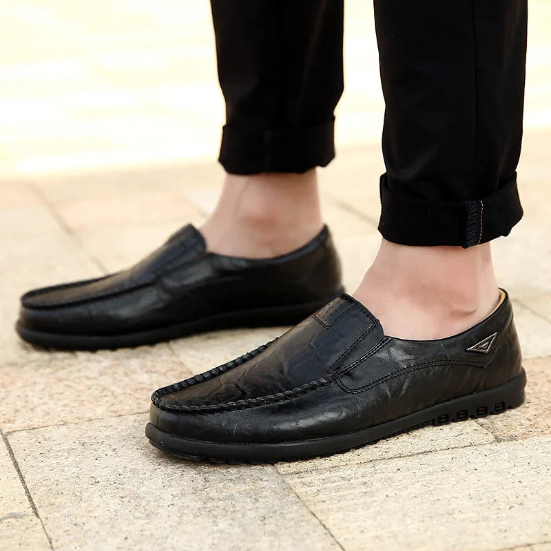 man shoes Genuine Leather Men Casual Shoes  Breathable Slip on Driving Shoes Plus Size 37-46