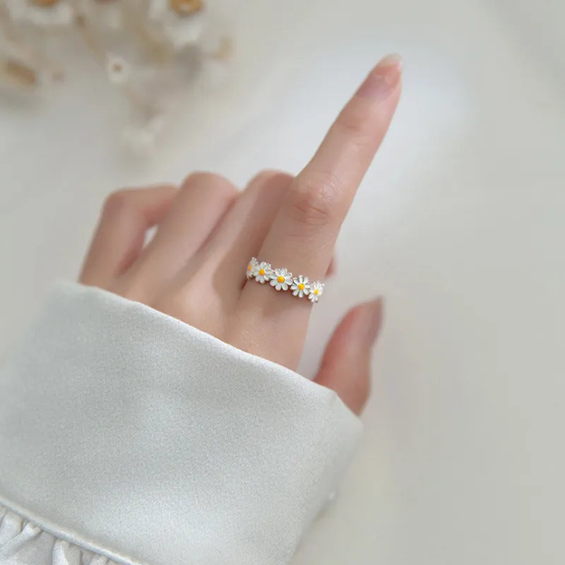 Cute Daisy Flowers Rings For Women Sweet Girls Exquisite Enamel Sunflower Open Ring